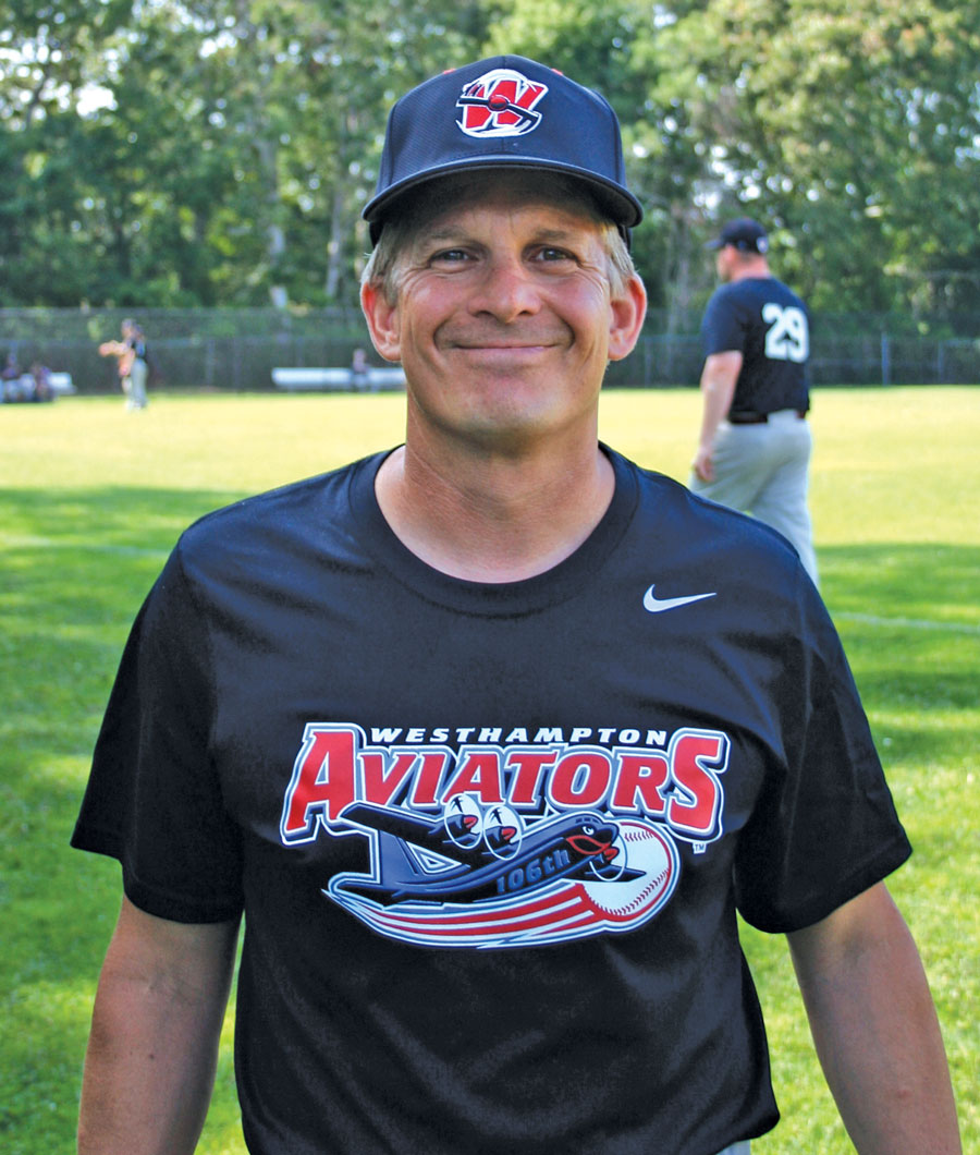 Profile photo of Aviators head coach Tom Hoare